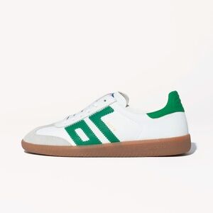 Gola Women's White and Green Sneakers